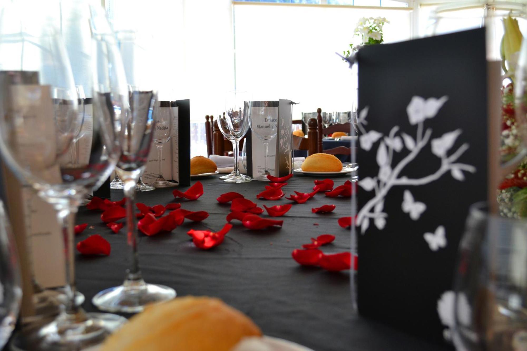 Hotel Restaurant El Bosc Banyeres del Penedes Δωμάτιο φωτογραφία