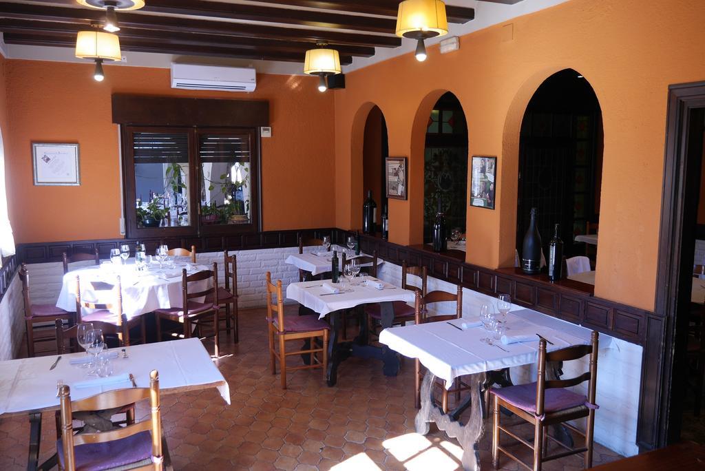 Hotel Restaurant El Bosc Banyeres del Penedes Εξωτερικό φωτογραφία