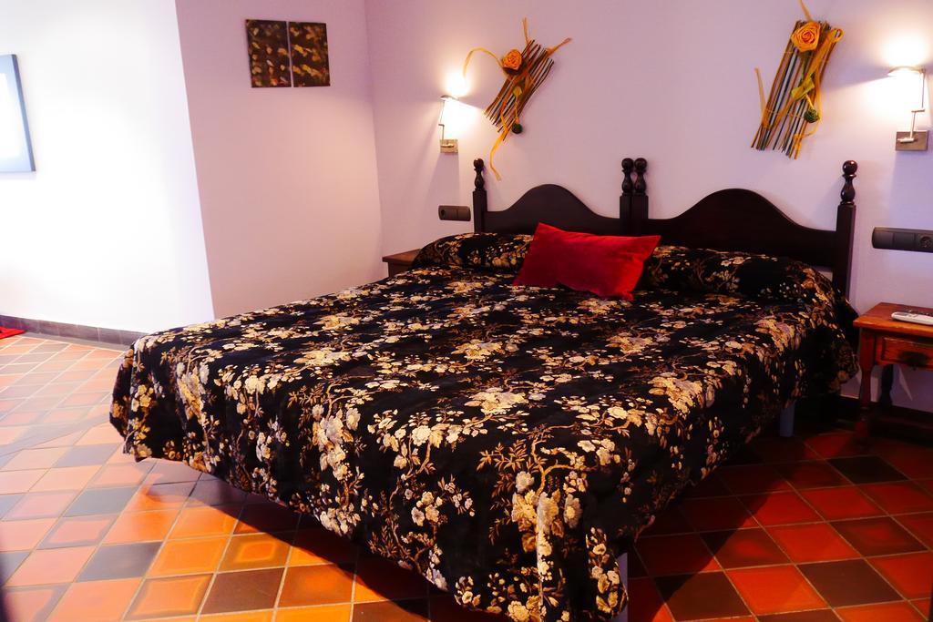 Hotel Restaurant El Bosc Banyeres del Penedes Εξωτερικό φωτογραφία
